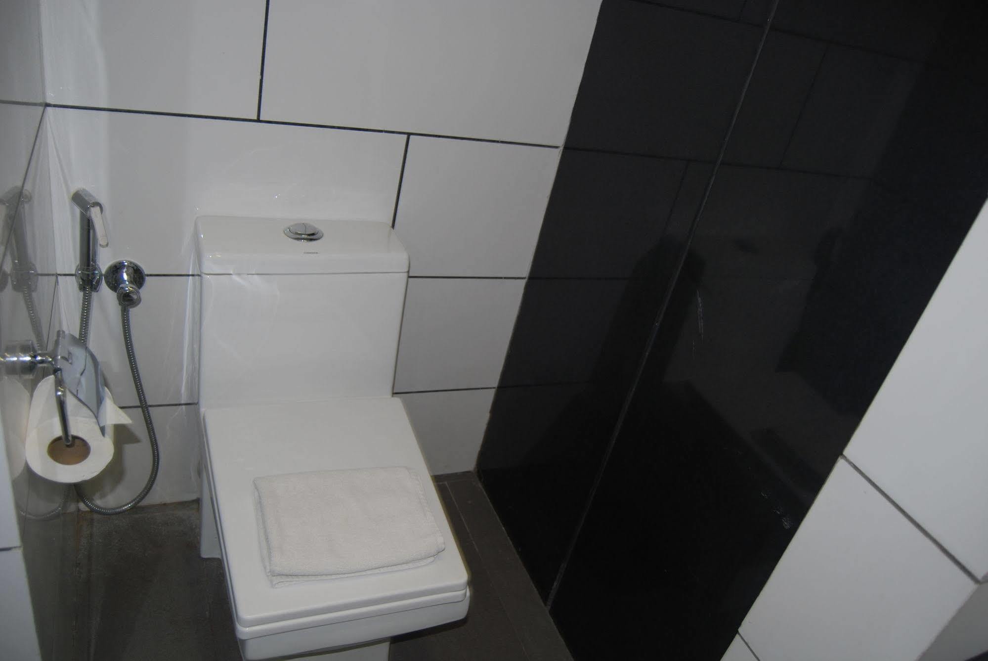 Mango Tune Hotel Ahmedabad