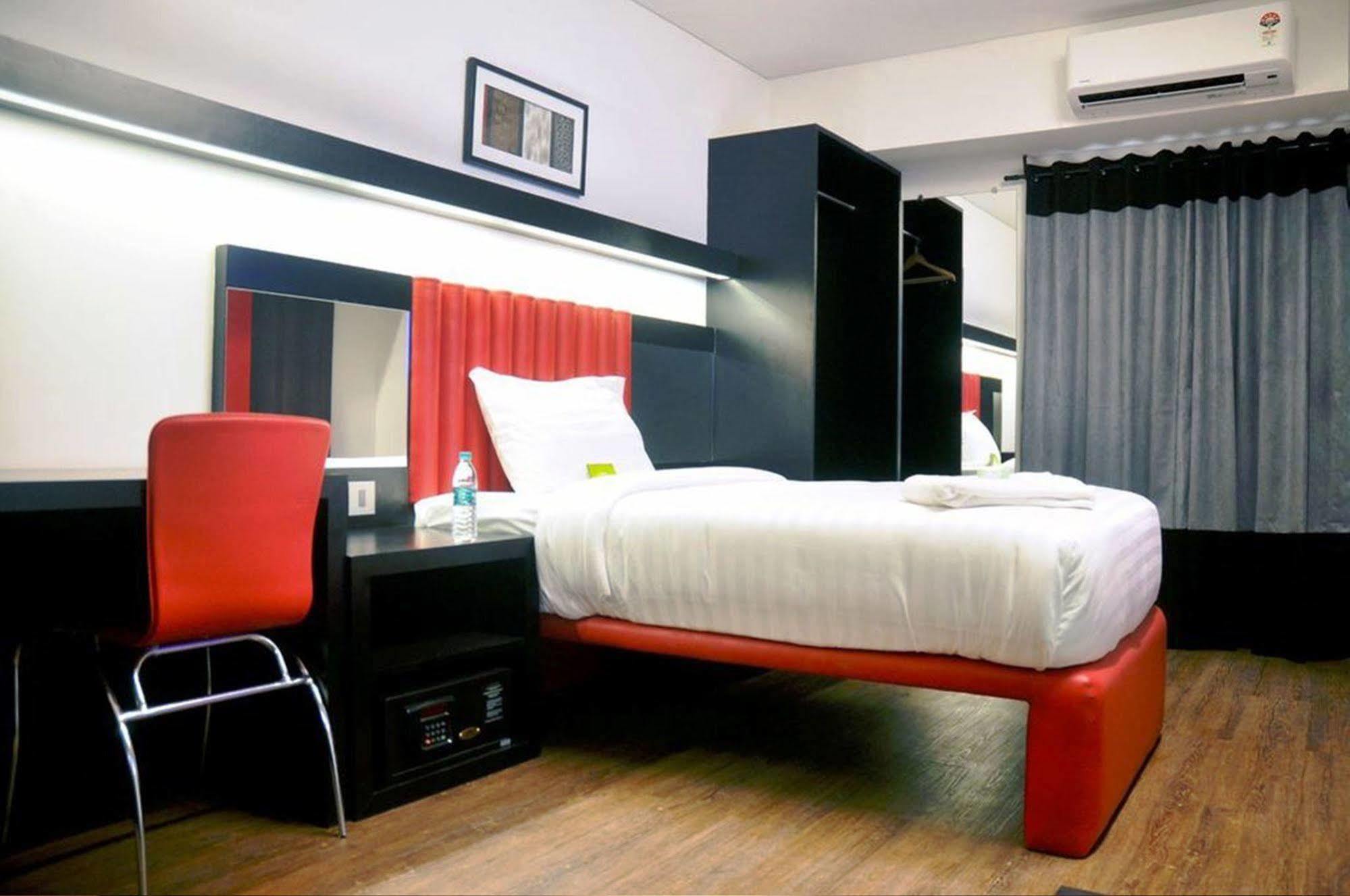 Hotel Mango Tune Ahmedabad