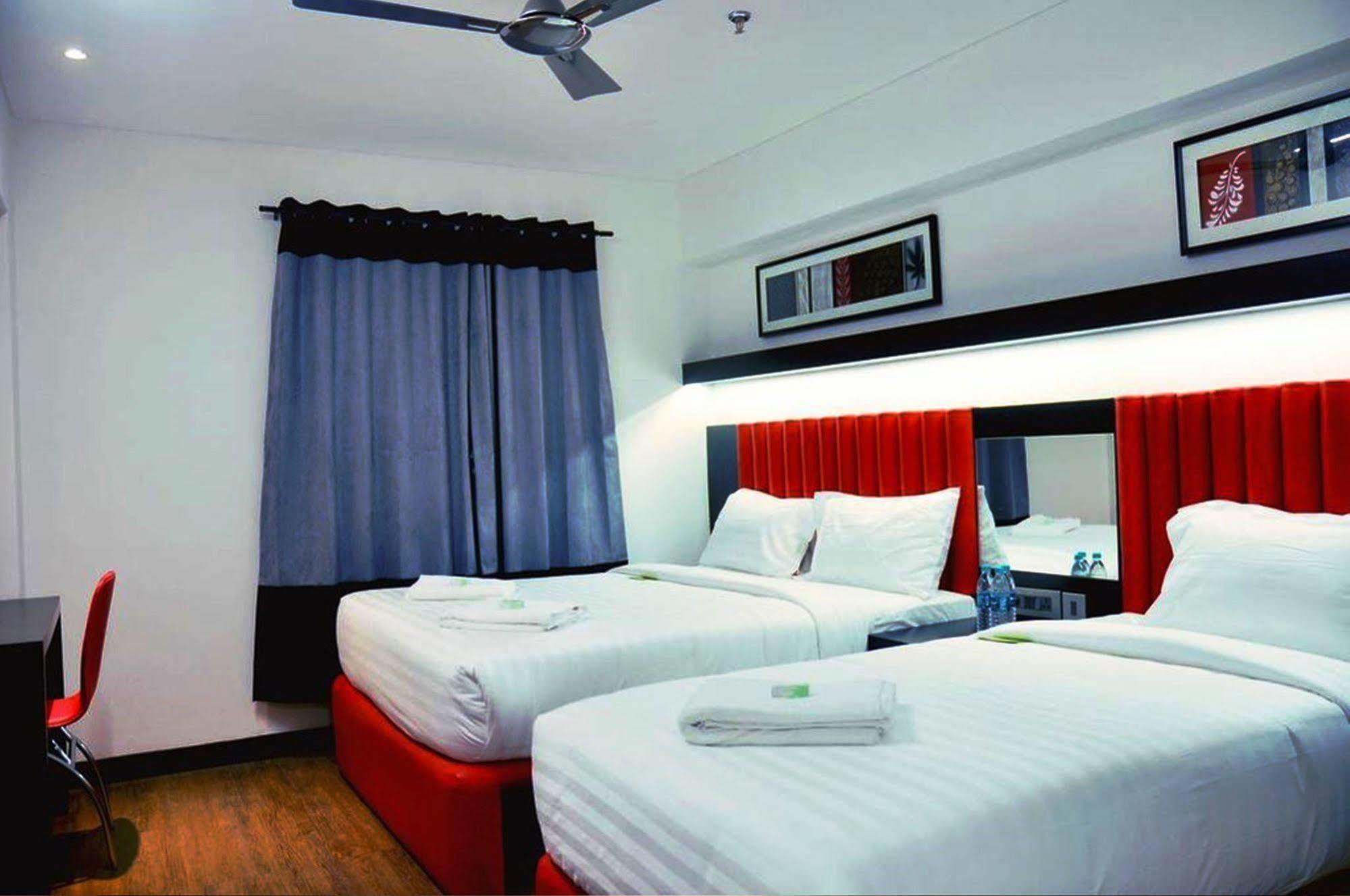 Hotel Mango Tune